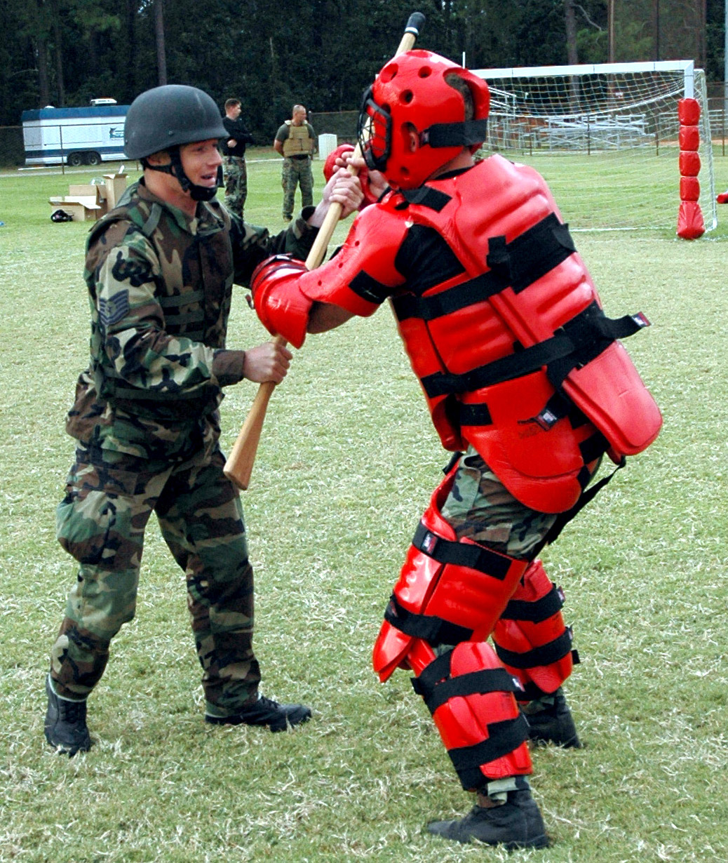 Air commandos learn martial arts from Marines > Air Force > Article Display