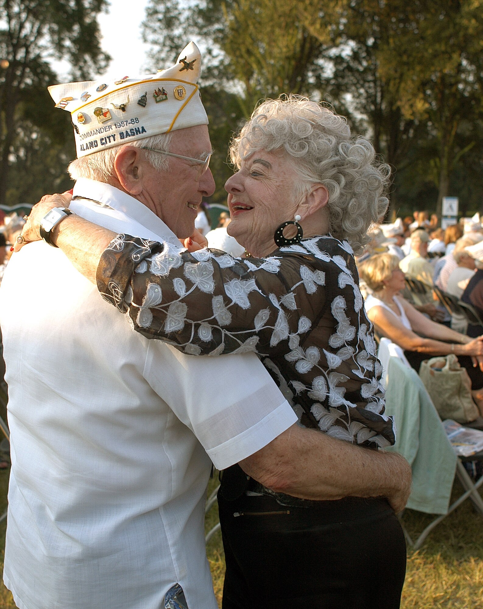 WASHINGTON -- August Offer and Roberta Mahan, both 88, dance to the music of the U.S. Navy Band at the World War II 60th Anniversary Commemoration on Sept. 2 at the World War II Memorial.  Mr. Offer, a World War II veteran who served in the Army Air Corps for two years, and Ms. Mahan are engaged.  (U.S. Army photo by Sgt. Sara Wood)