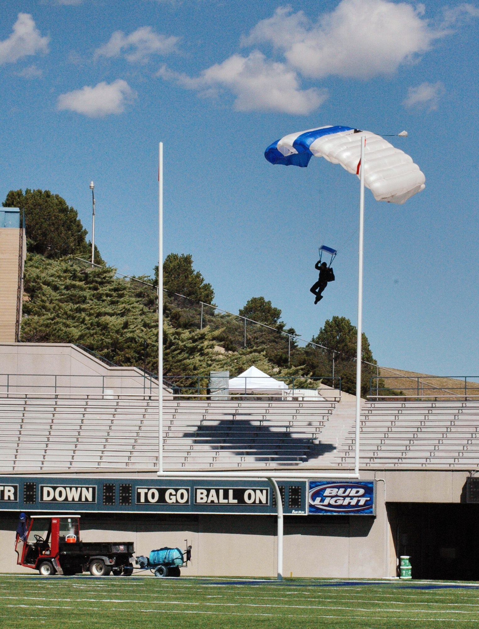 U.S. AIR FORCE ACADEMY, Colo. -- Tech. Sgt. Lee Blackwell lines up for a perfect landing during a "Wings of Blue" practice jump.  Sergeant Blackwell is the noncommissioned officer in charge of basic jump training for the academy's parachute demonstration team.  The cadet jumpers get the opportunity to perform at events such as academy football games.  (U.S. Air Force photo by Tech. Sgt. Matt Gilreath)