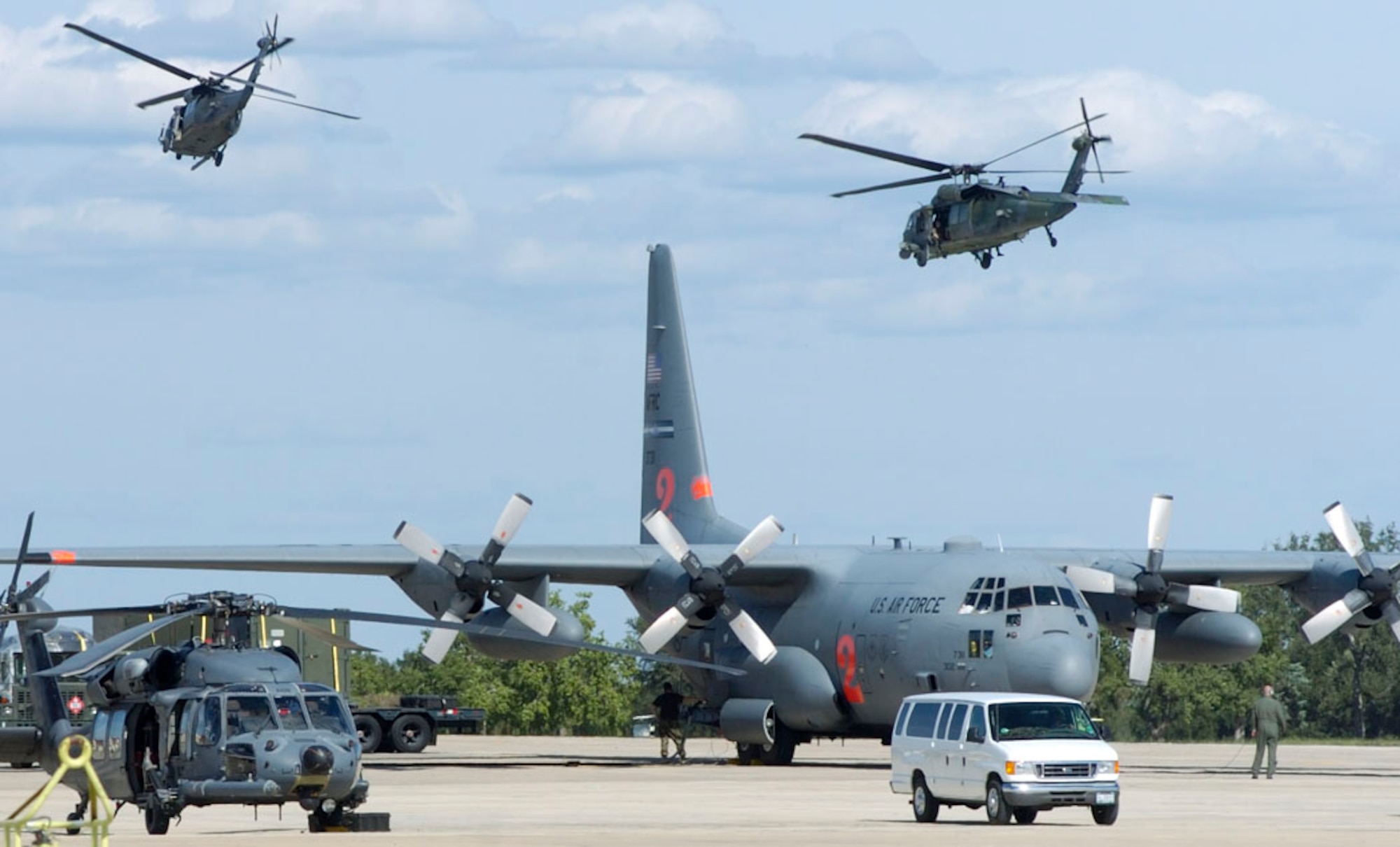 RANDOLPH AIR FORCE BASE, Texas -- HH-60 Pave Hawk helicopters from 347th Rescue Wing, Moody Air Force Base, Ga. and the 920th Rescue Wing, Patrick Air Force Base, Fla. depart Randolph AFB, Texas, on a search and rescue mission Sept. 24. (U.S. Air Force photo by Master Sgt Jack Braden.)

