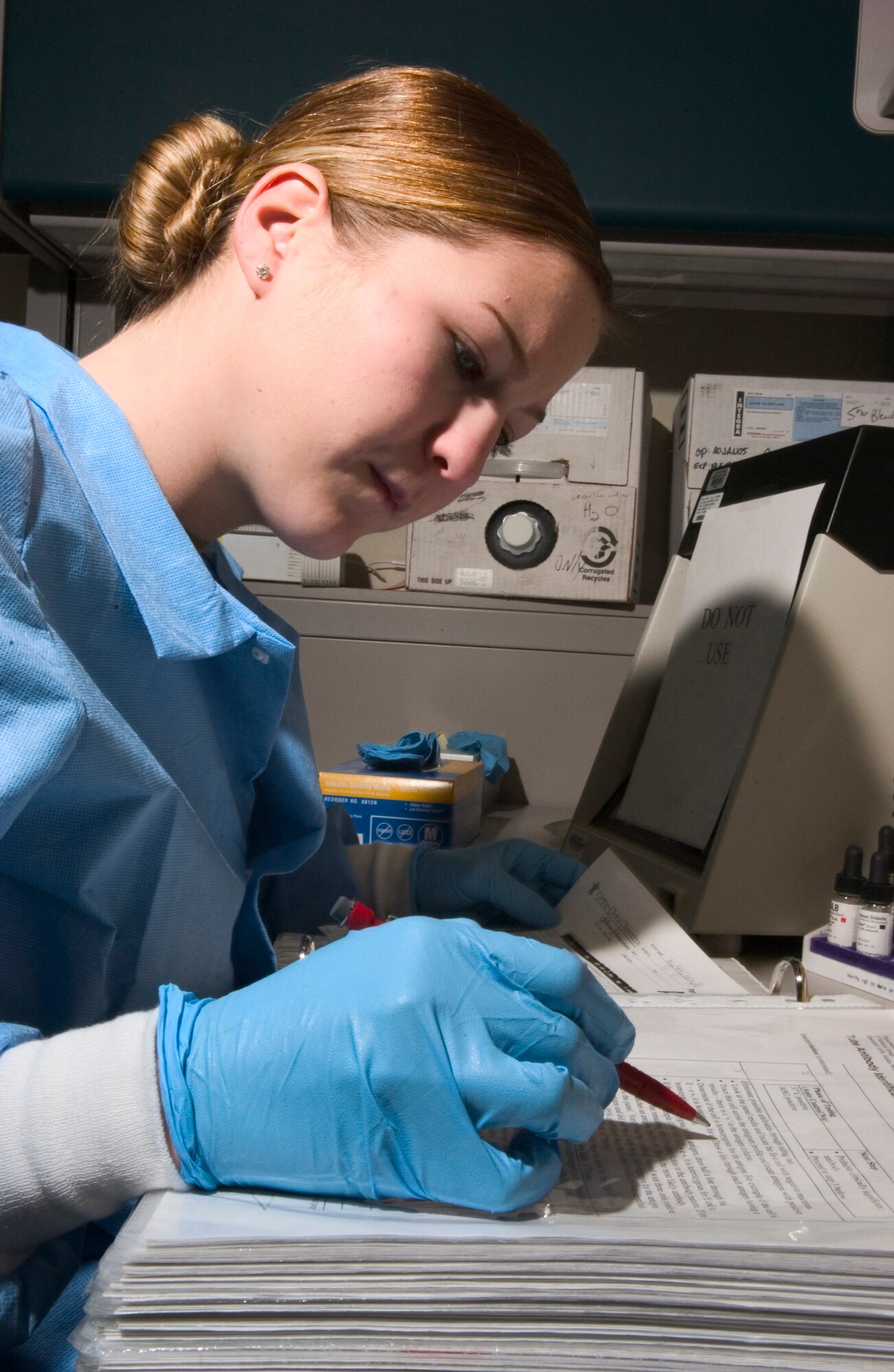 Senior Airman Tiffany Brown identifies antibodies in blood samples at Elmendorf Air Force Base, Alaska, on Thursday, March 23, 2006.  Airman Brown is a medical laboratory apprentice with the 3rd Medical Group. (U.S. Air Force photo/Airman Jonathan Steffen)