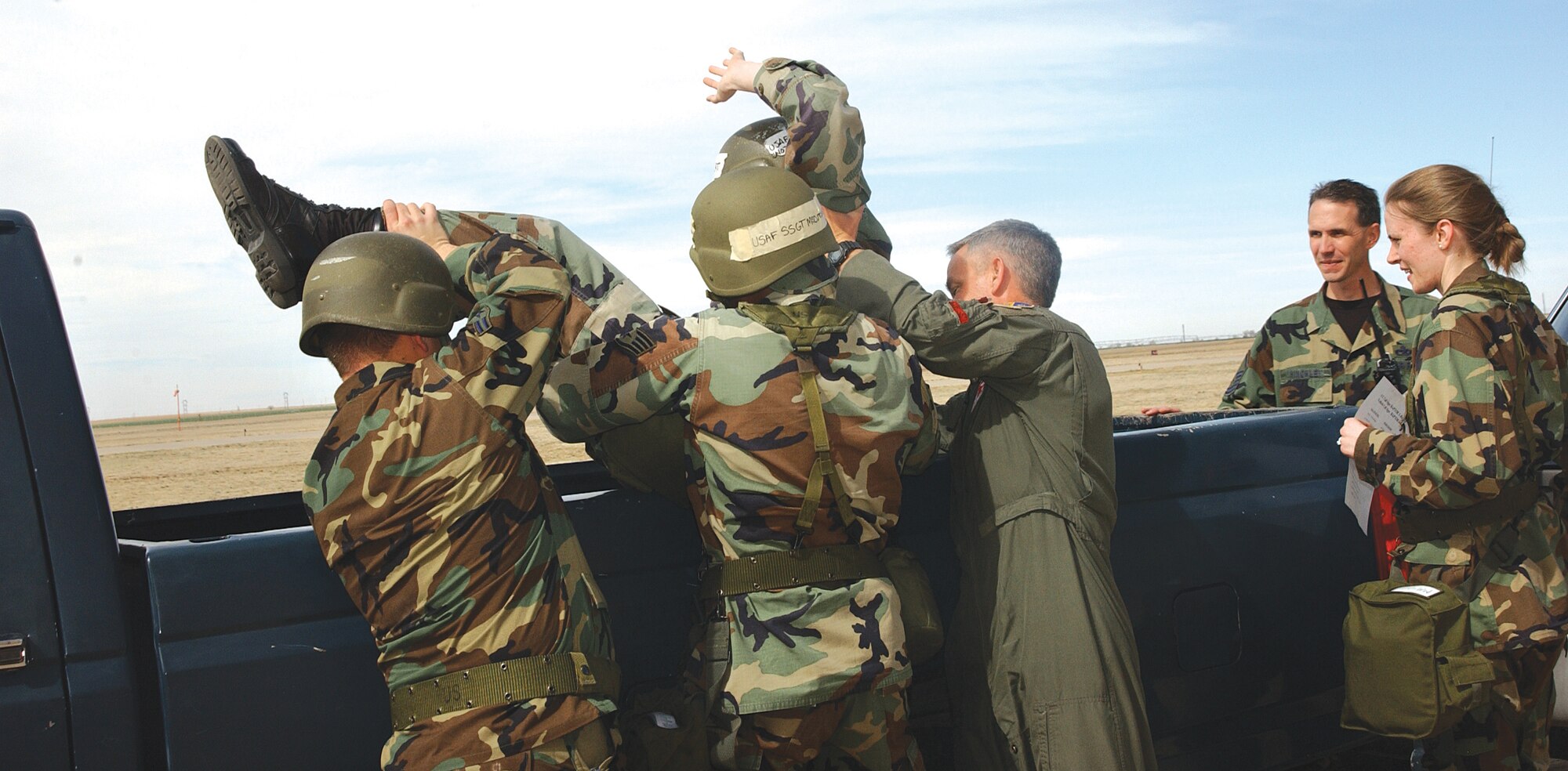 CANNON AIR FORCE BASE, N.M. -- At Convoy training, the 27th Security Forces Squadron and 27th Logistics Readiness Squadron Airmen learn how to react during a convoy ambush. (U.S. Air Force photo by Airman 1st Class Heather Salazar)