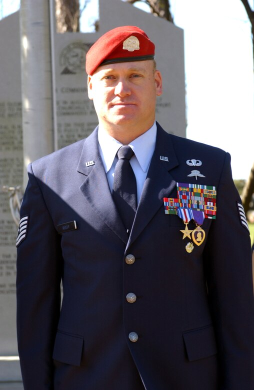 060411-F-8757F-029 Tech. Sgt. Brad Reilly, a combat controller with the 23rd Special Tactics Squadron, received the Silver Star and the Purple Heart April 11 in the Hurlburt Field Air Park.  Sergeant Reilly was awarded the medals for his heroic actions that saved a team member's life in Afghanistan April 11, 2005. (Photograph by Airman 1st Class Ali Flisek)