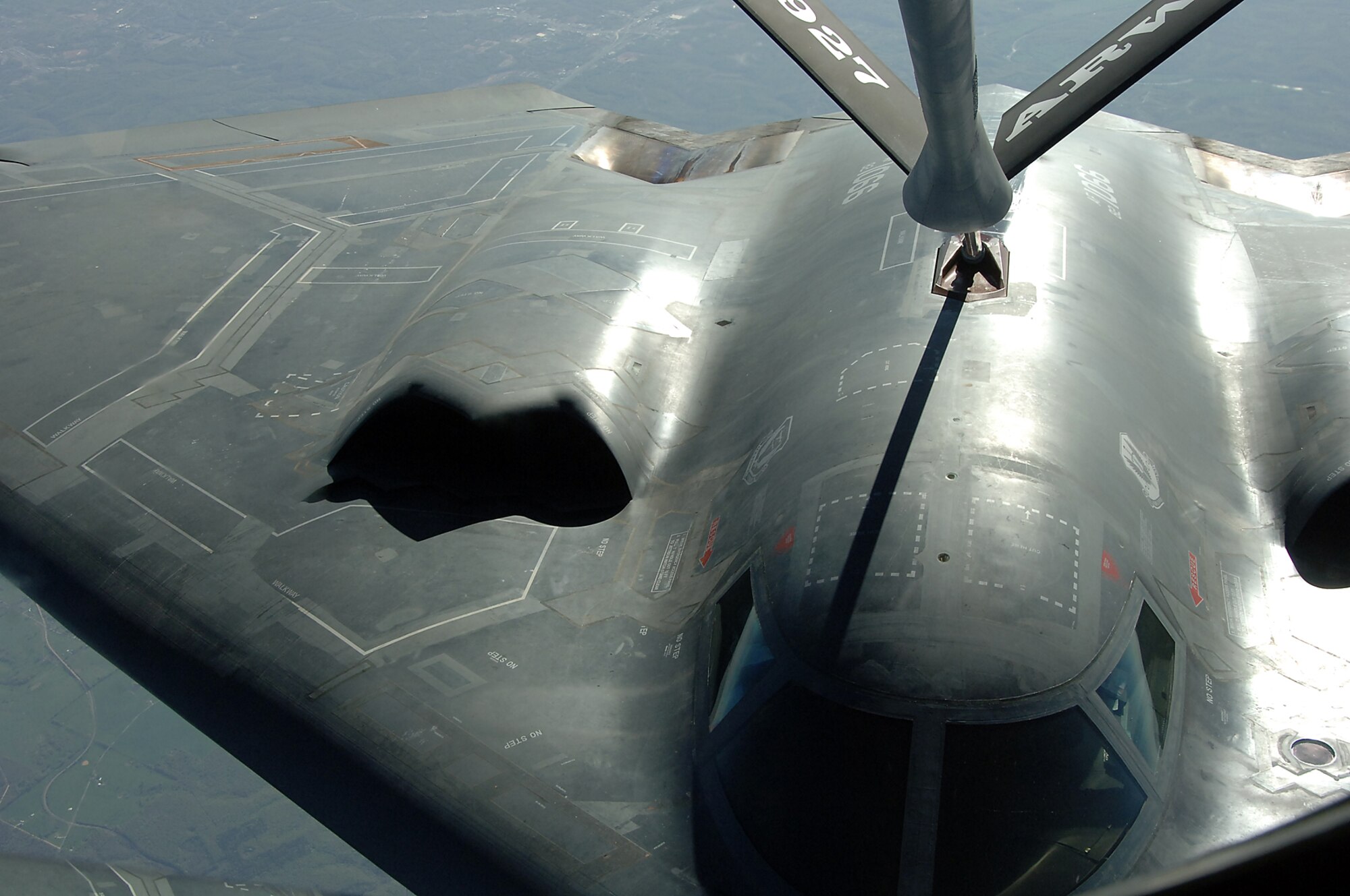 B-2 Spirit being refueled by KC-135 from the 927th Air Refueling Wing, Selfridge ANG Base, Mich., as it returns from Scott AFB, Ill during a civic leader tour.