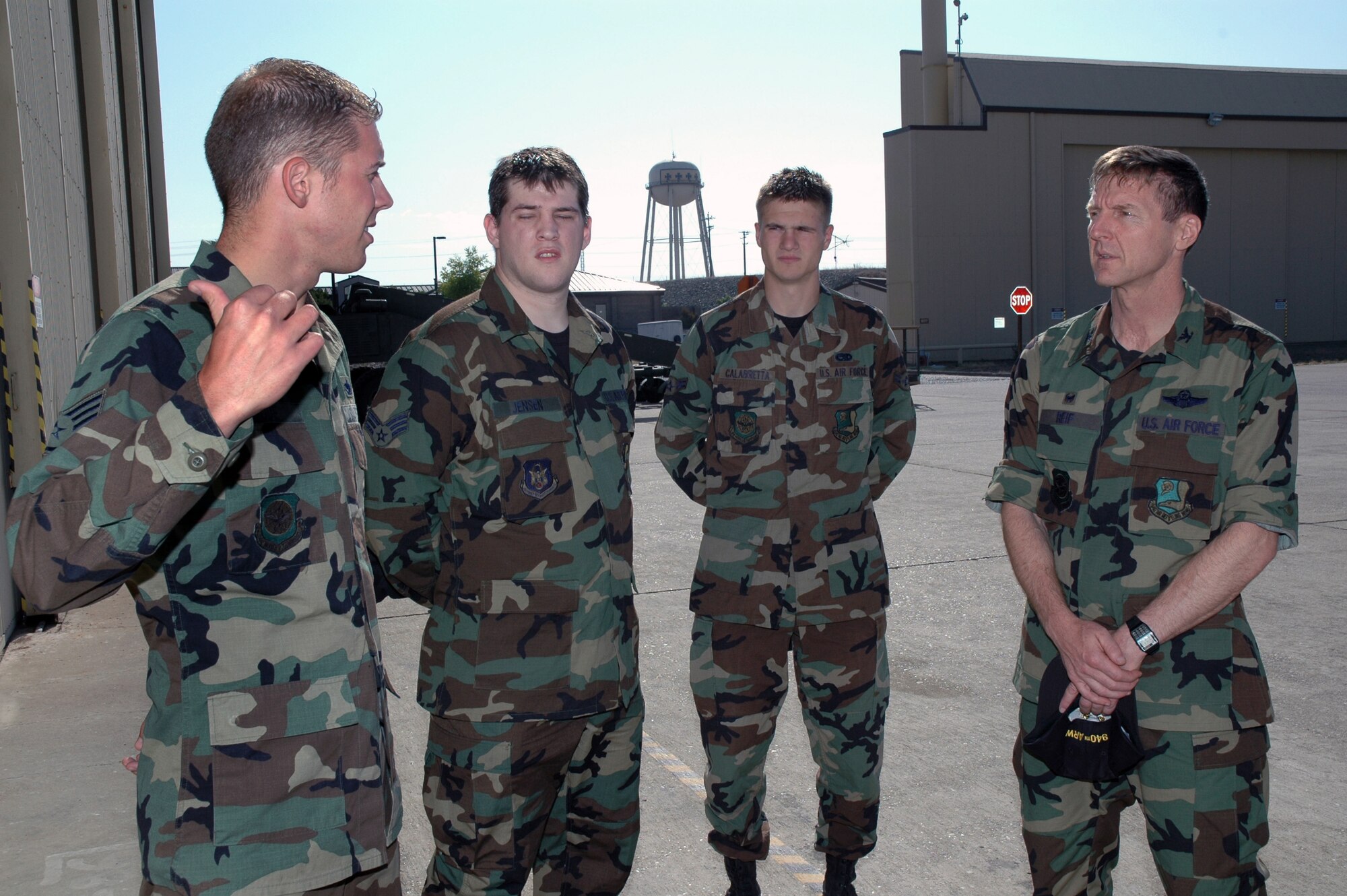 New commander named, faces new challenges > 940th Air Refueling Wing