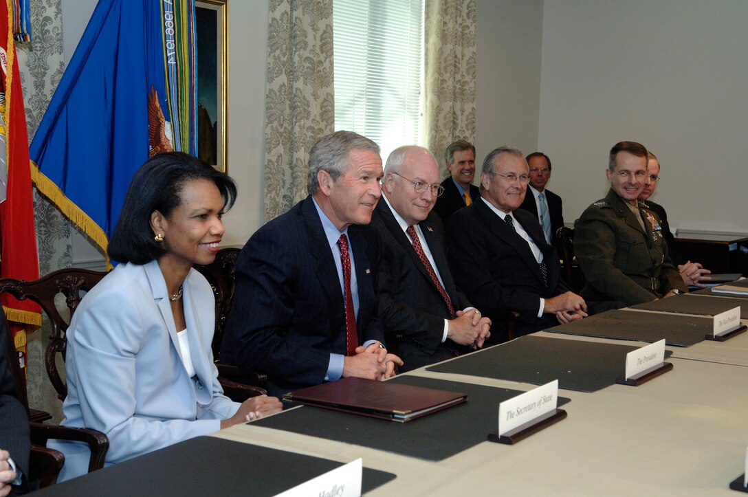 President George W. Bush meets with Secretary of Defense Donald H. Rumsfeld and his staff at the Pentagon, Aug. 14, 2006. From left to right: Secretary of State Condoleeza Rice, President Bush, Vice President Dick Cheney, Secretary Rumsfeld, and Chairman of the Joint Chiefs of Staff Marine Gen. Peter Pace.
