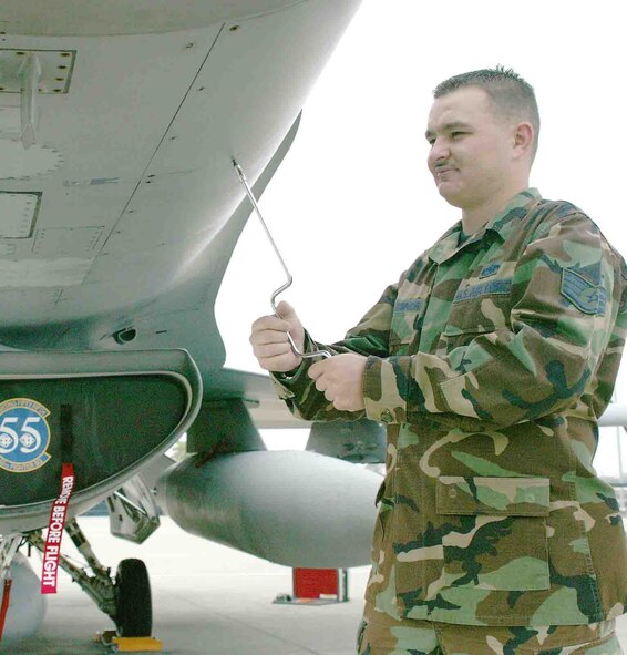 Shaw's Spotlight presents:  Staff Sgt. Brian O'Connor  (U.S. Air Force photo/Senior Airman John Gordinier)