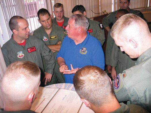 POW Landon talks to pilots.