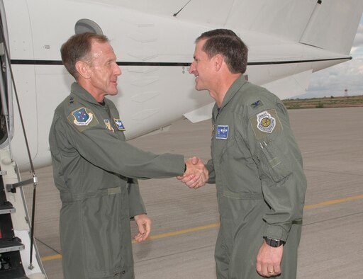 Gen. Seip meets Col. Goldfein