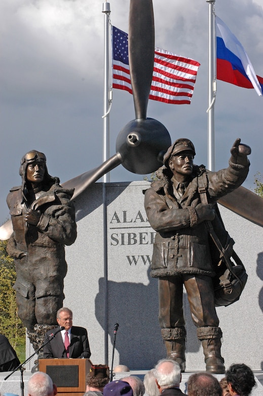 Defense Secretary Donald Rumsfeld speaks at the dedication of the Alaska-Siberia Lend-Lease Memorial in Fairbanks, Alaska, Aug. 27. (U.S. Air Force photo/Senior Airman Justin Weaver)
