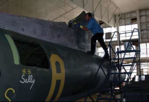 AFRL Aids Memphis Belle Restoration Effort