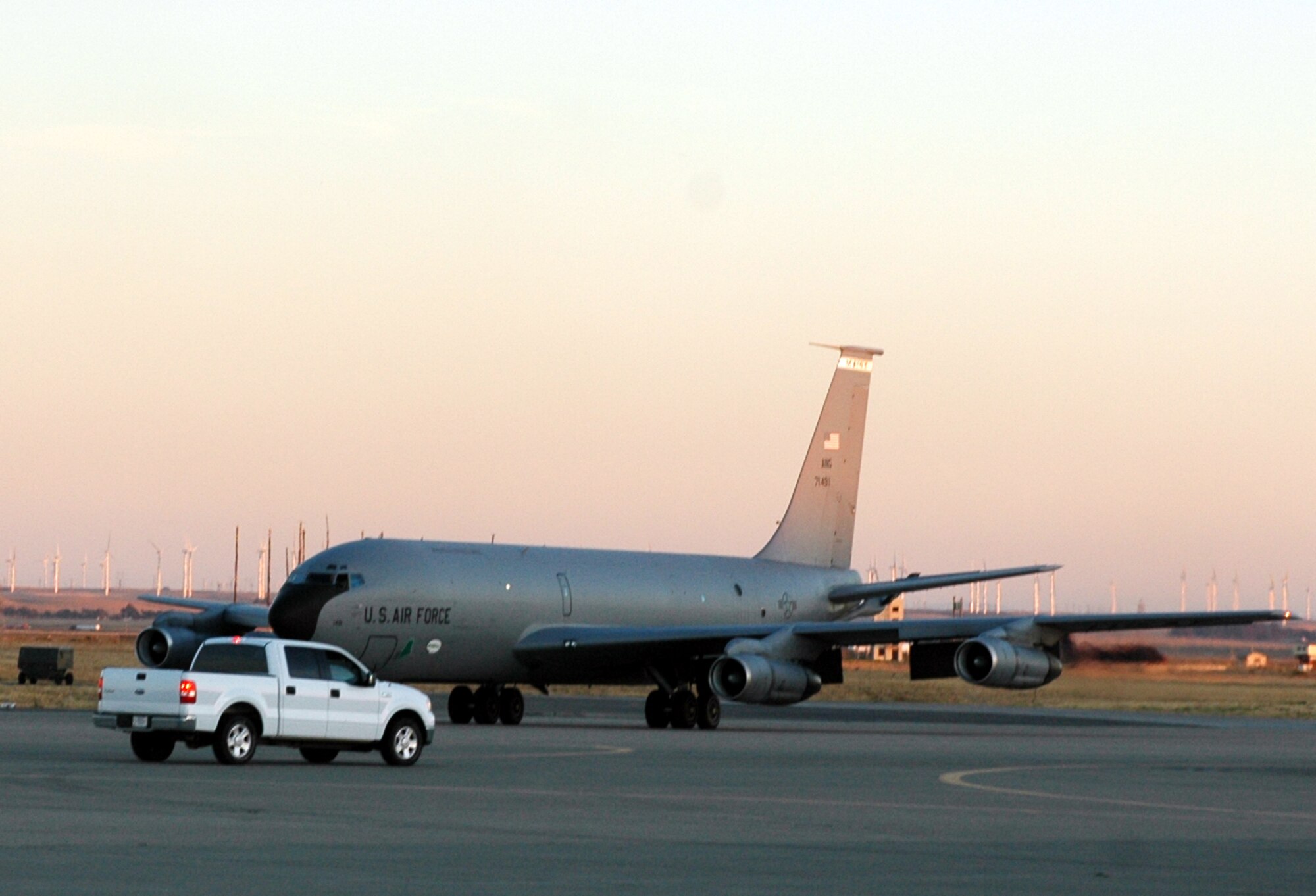 A KC-10 arrives on the Travis flightline and awaits assistance from the 60th Aerospace Medical Squadron. The airplane was carrying four wounded military members. (U.S. Air Force photo by Staff Sgt. Matt McGovern/60th Air Mobility Wing Public Affairs)