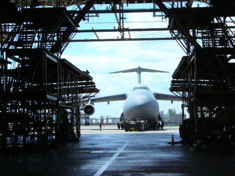 WESTOVER AIR RESERVE BASE, Mass. -- Westover C-5 enters ISO dock for maintenance
