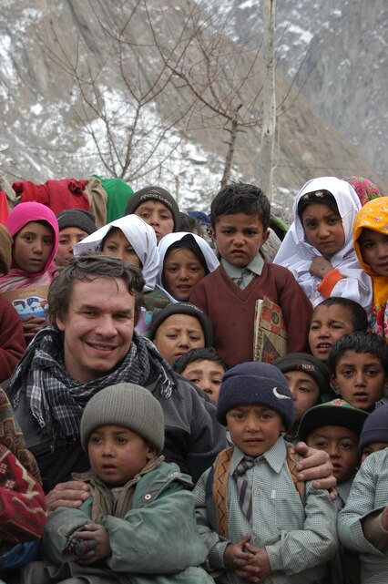 KHANDAY VILLAGE PAKISTAN – Nobel Prize nominee and New York Times best selling author Greg Mortenson along side the schoolchildren of Khanday Village. As of 2008, Mortenson has established over 78 schools in rural and often volatile regions of Pakistan and Afghanistan, which provide education to over 30,000 children, including 22,000 girls, where few education opportunities existed before.
