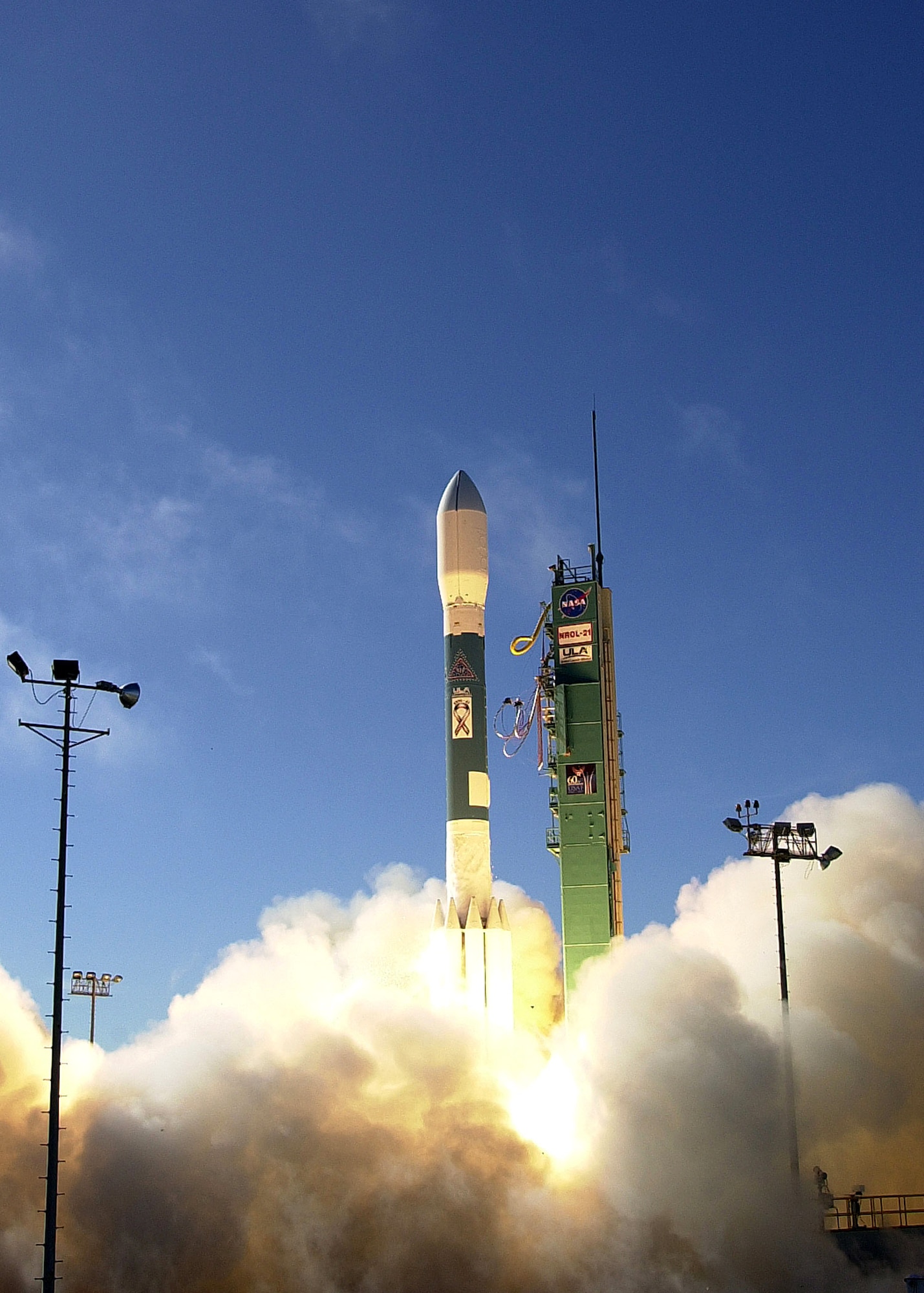 A Delta II rocket carrying a National Reconnaissance Office satellite successfully launches Dec. 14 from Space Launch Complex-2 at Vandenberg Air Force Base, Calif. (U.S. Air Force photo/Michael Stonecypher)