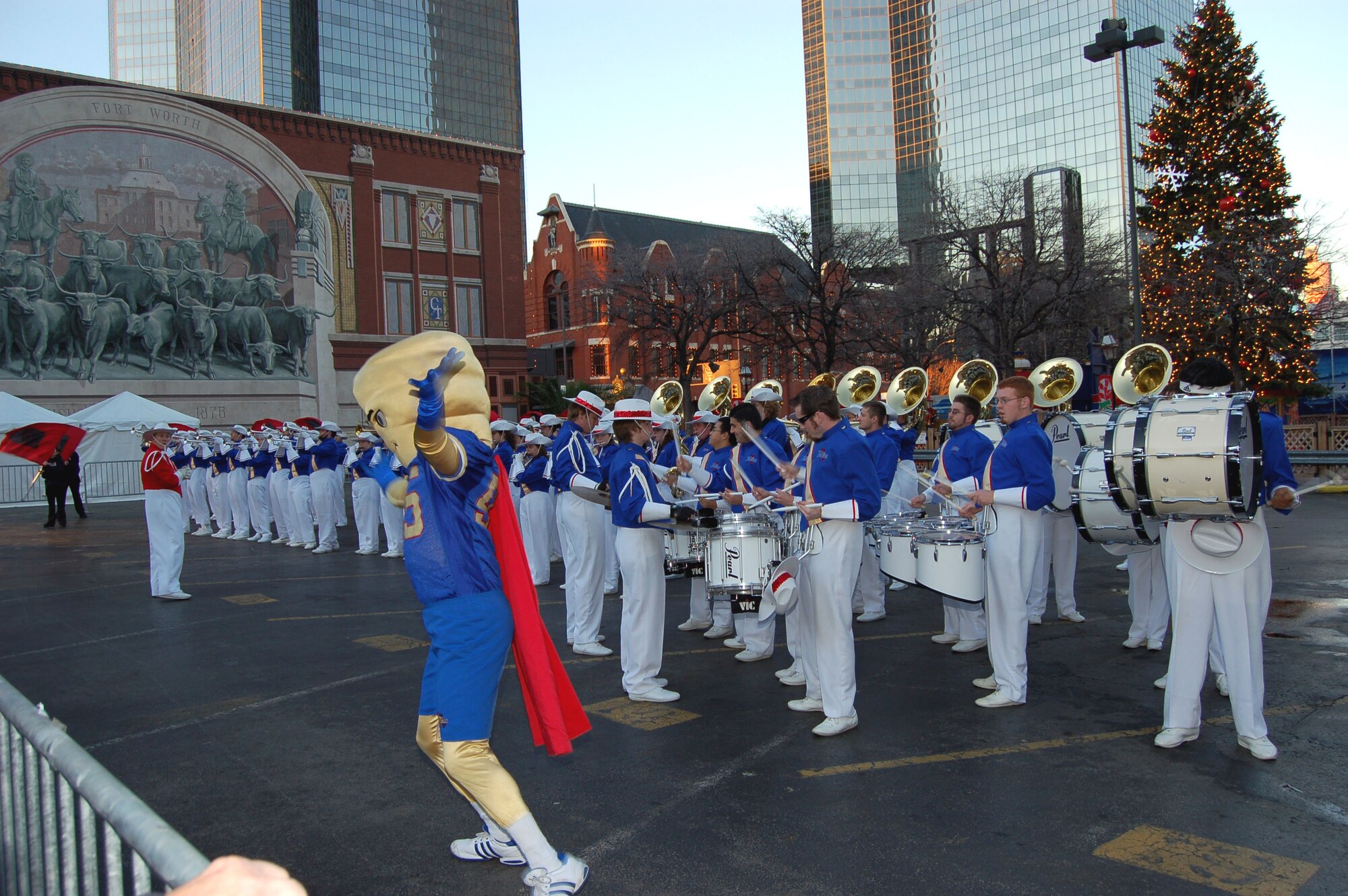 Captain Cane, the University of Tulsa mascot, gets the crowd going at the Bell Helicopter Armed Forces Bowl Pep Rally at Sundance Square in Fort Worth, Texas, Dec. 22. The Bell Helicopter Armed Forces Bowl kicks off at 7 p.m. Dec. 23 at Amon G. Carter Stadium in Fort Worth. (U.S. Air Force photo/Annette Crawford)