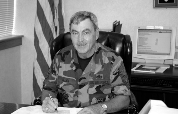CHARLESTON AFB, S.C. Chief Master Sgt. Curtis Allen, 315th Aircraft Maintenance Squadron, retires with more than 36 years of military service; and 20 years of that was as a first sergeant.  (Photo by Tony Clark, USAFR)