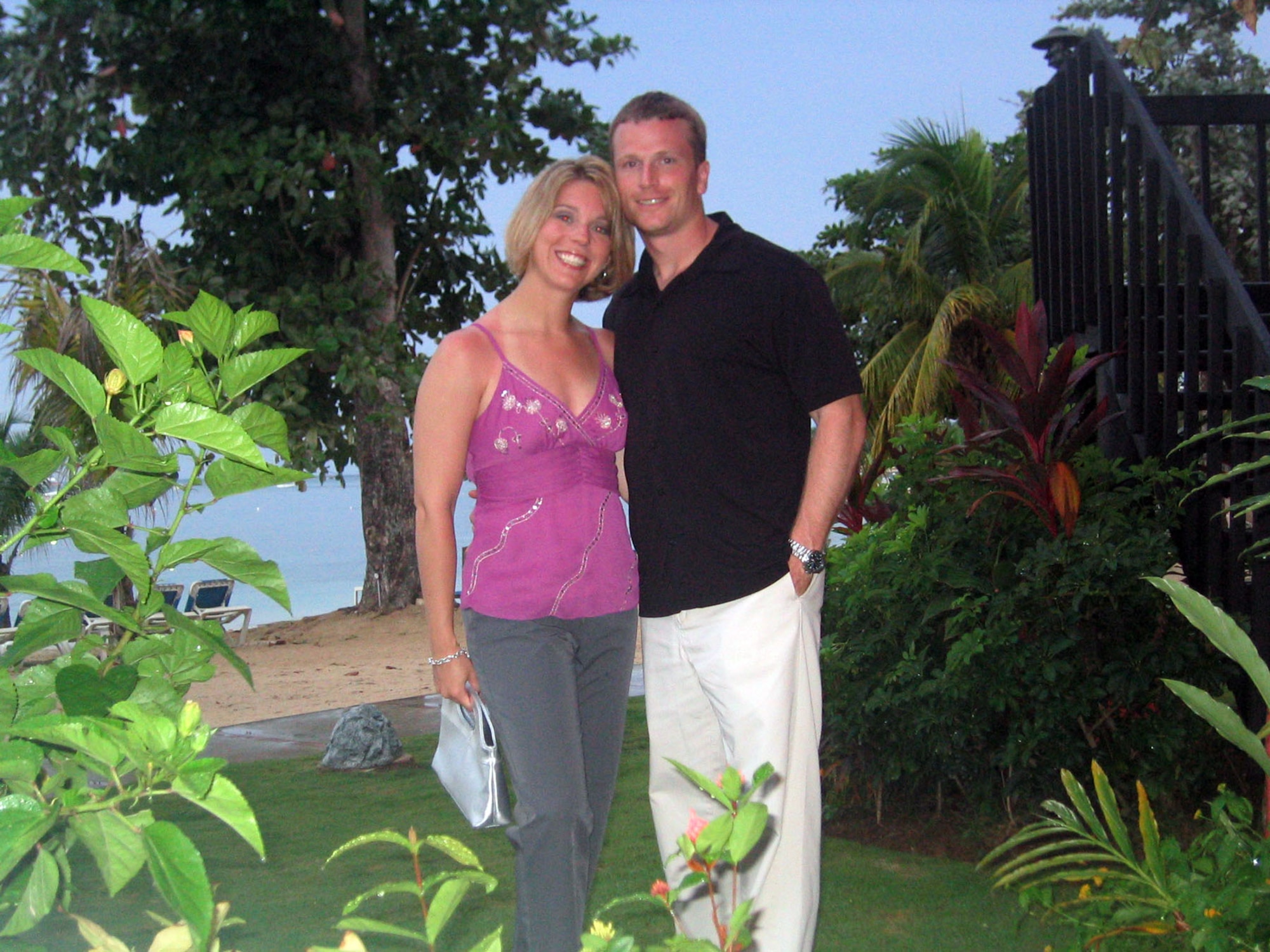 JAMAICA (AFPN) -- Capts. Rob and Beth Makros, T-38 instructor pilots with the 25th Flying Training Squadron, Vance Air Force Base, Okla., spend some time here on vacation.  They recently were selected for assignment to the 509th Bomb Wing at Whiteman AFB, Mo., as B-2 Spirit bomber pilots. (U.S. Air Force photo) 
