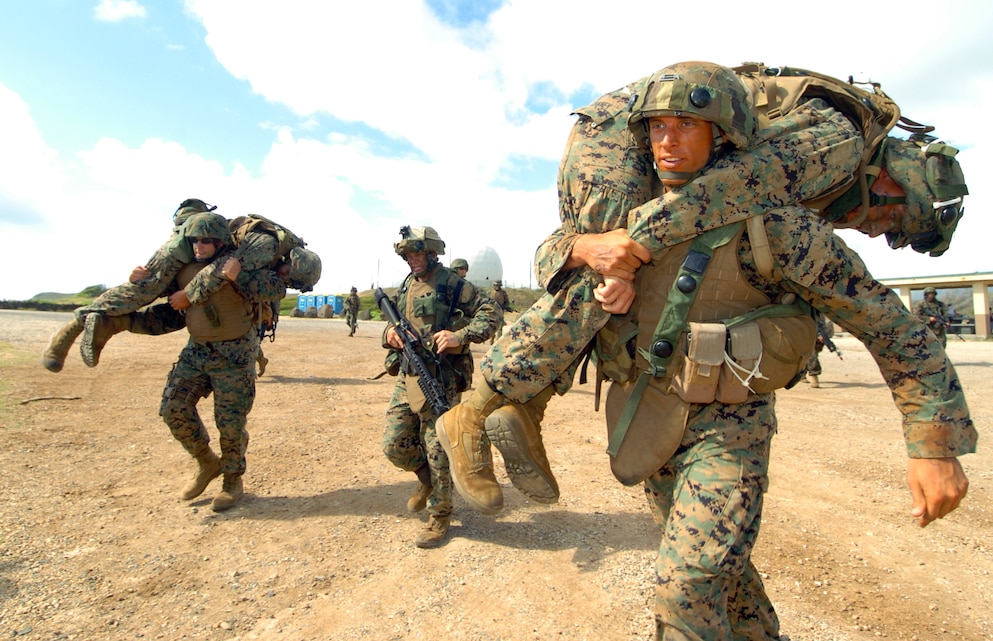 RIMPAC's amphibs assualt beach at Marine Corps Training Area > Marine ...