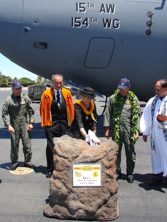 Hickam AFB its final C17 > Pacific Air Forces > Article Display