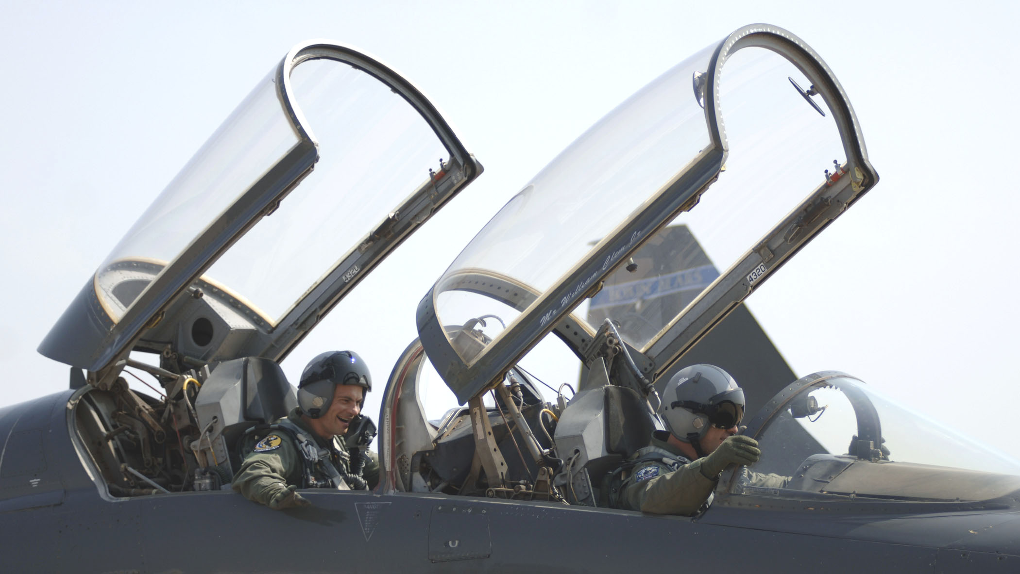 No matter the nationality, pilots speak same language > Air Force