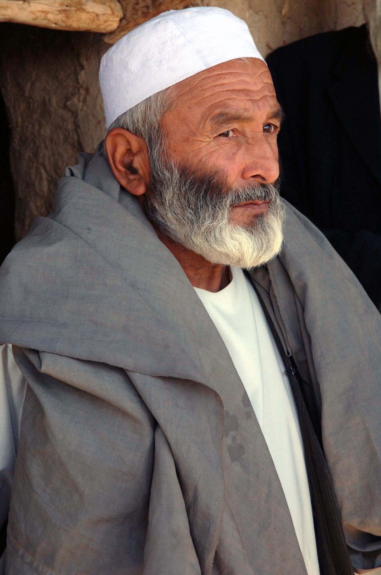 JABAL SARAJ, Afghanistan -- Said Mohamad, a district elder, said he was happy with the new bridge and road. The Bagram Provincial Reconstruction Team helped improve a road and build a two-way bridge here.