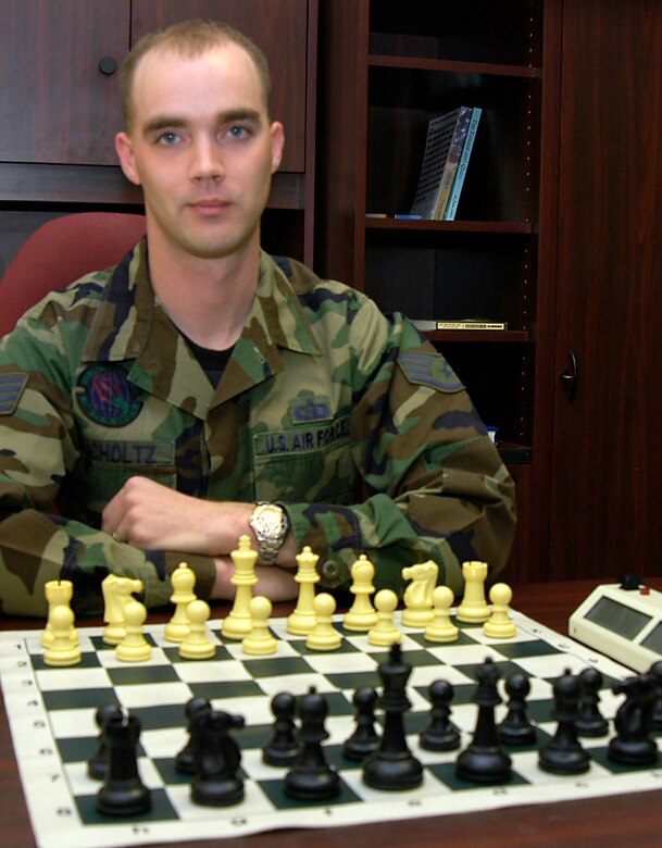Sergeant uses chess skills to level playing field > Robins Air Force Base >  Article Display