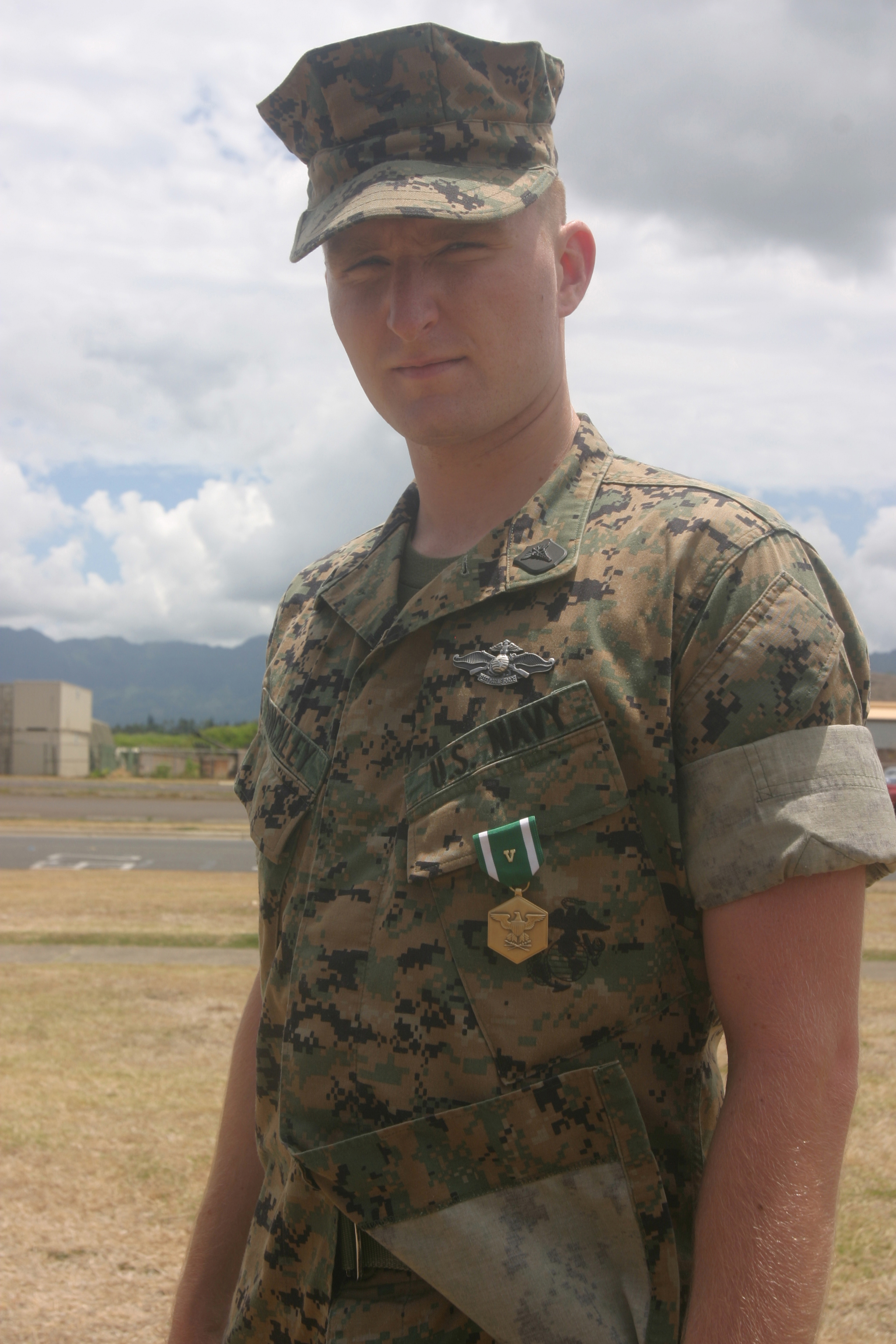 Corpsman receives Navy Commendation for courage under fire > Marine