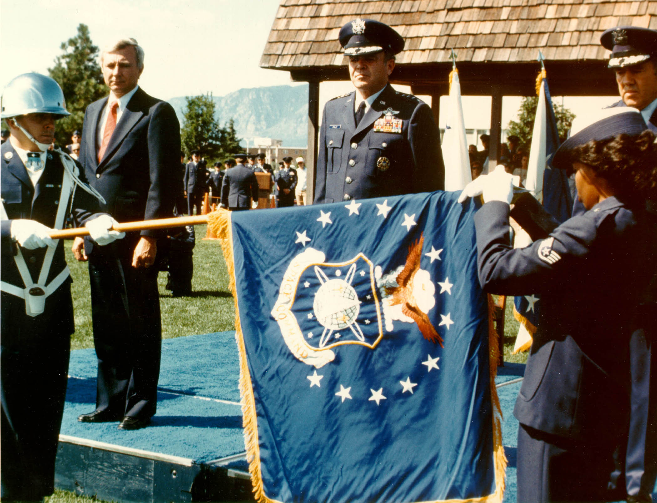 Does it really matter if I wear my uniform properly, with pride? > Air  Force Space Command (Archived) > Display