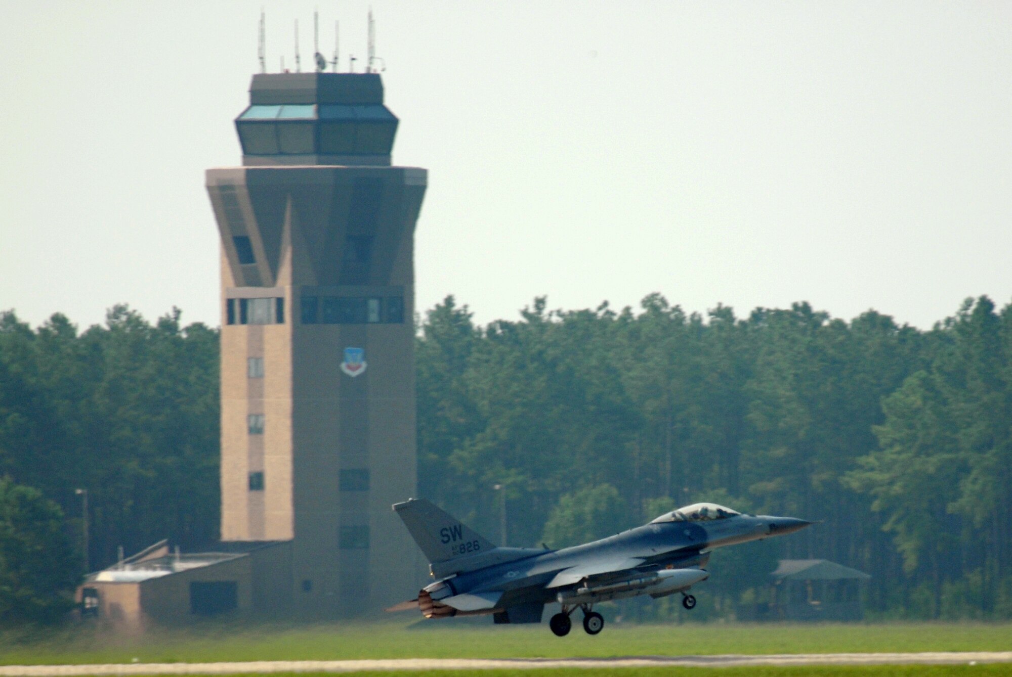 An F-16 from the 77th Fighter Squadron takes off in support of Operation Dynamic Weasel on Thursday, June 29, at Shaw Air Force Base, S.C. The exercise features various aircraft imitating combat operations in Southwest Asia. (U.S. Air Force photo/Tech. Sgt. James Arrowood) 

