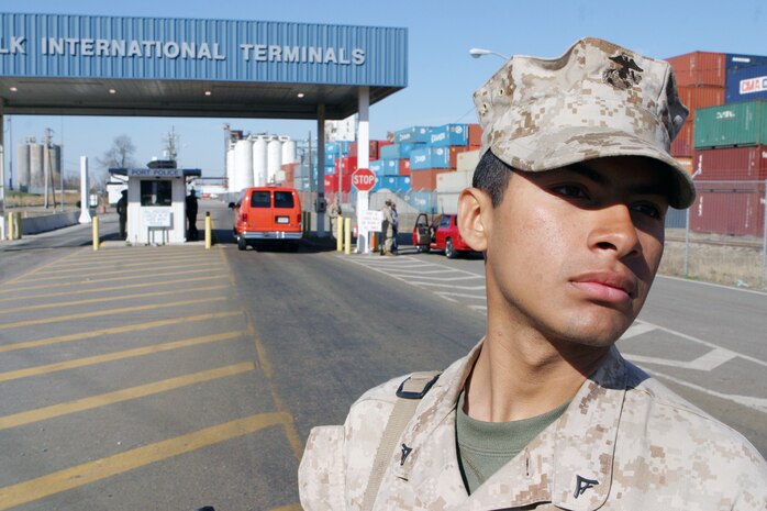 ?Brig. Gen Anthony Jackson, Deputy Commanding General, U.S. Marine Corps Forces, Central Command, met March 12 with Marines of First Battalion, Third Marine Regiment at Jalalabad Airfield in Afghanistan.  While there he presented several of them with MARCENT coins for their excellent performance.  The ?Lava Dogs? of First Battalion, Third Marines recently deployed to Jalalabad, Afghanistan from their home base at Marine Corps Base, Kaneohe Bay, Hawaii.?