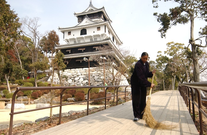 060311-M-0000S-005.jpg