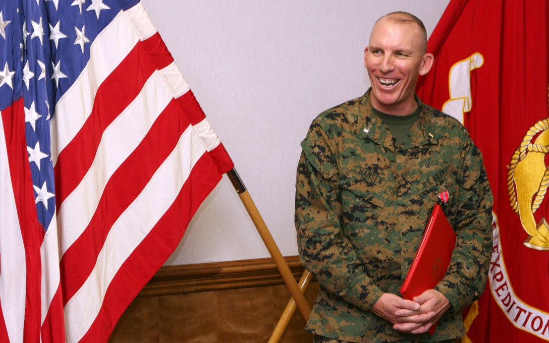 Sgt. Jared E. Daly, Marine Medium Helicopter Squadron 365 (Reinforced) crew chief, instructs Marines as they prepare for aerial gunnery practice March 31, 2006.  HMM-365 (Rein.) is the Aviation Combat Element of the 24th Marine Expeditionary Unit which is currently participating in an Expeditionary Strike Group Exercise in preparation for an upcoming deployment.