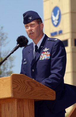 Col. Steven Arquiette, 60th Air Mobility Wing’s new commander, addresses the audience during the change-of-command ceremony Monday. (U.S. Air Force photo by Nan Wylie)