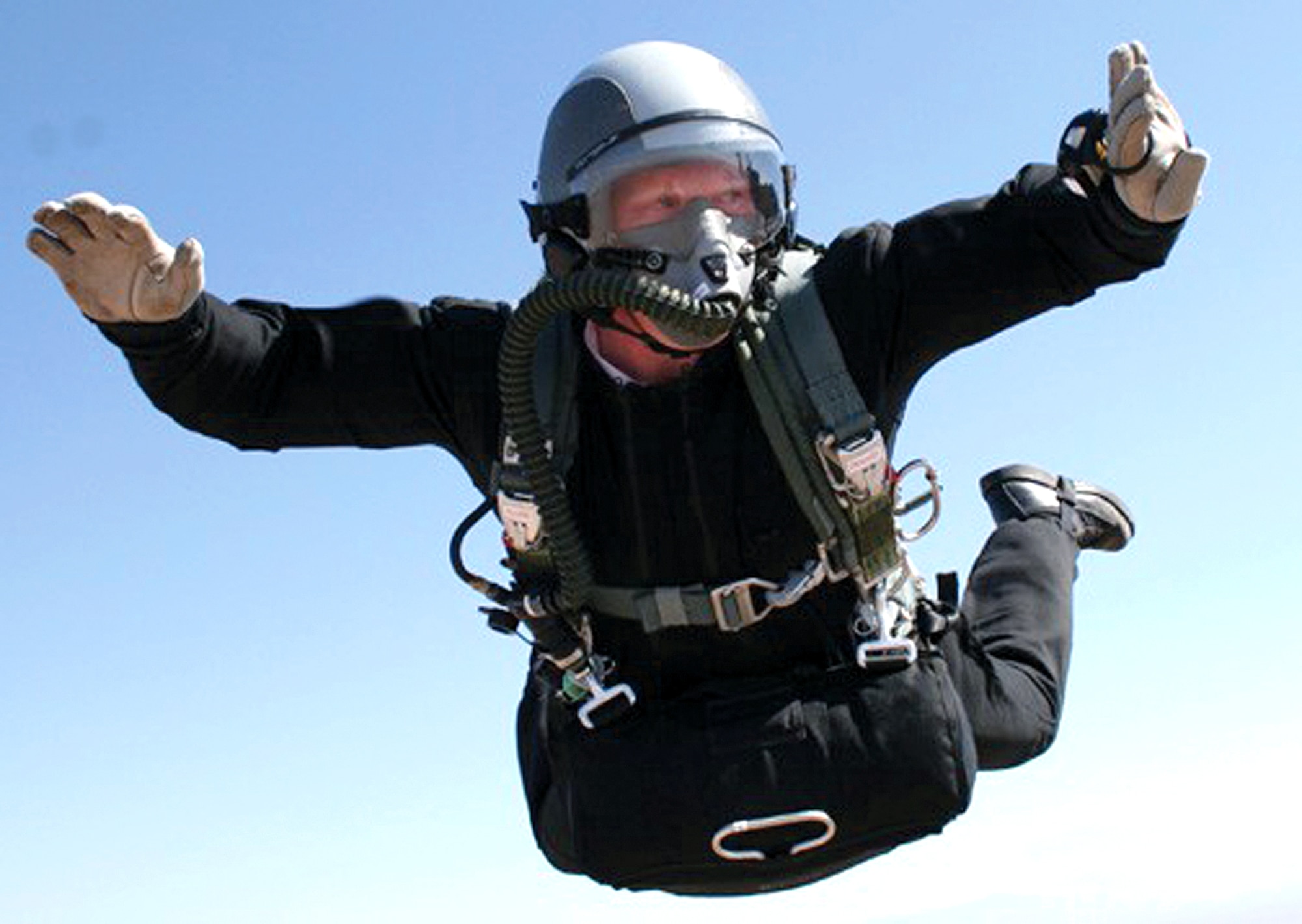 Staff Sgt. Scott Lawrence freefalls over Edwards Air Force Base, Calif., on Tuesday, May 23, 2006 before deploying his parachute.  He is assigned to the 418th Flight Test Squadron's test parachutist program.  (U.S. Air Force photo)