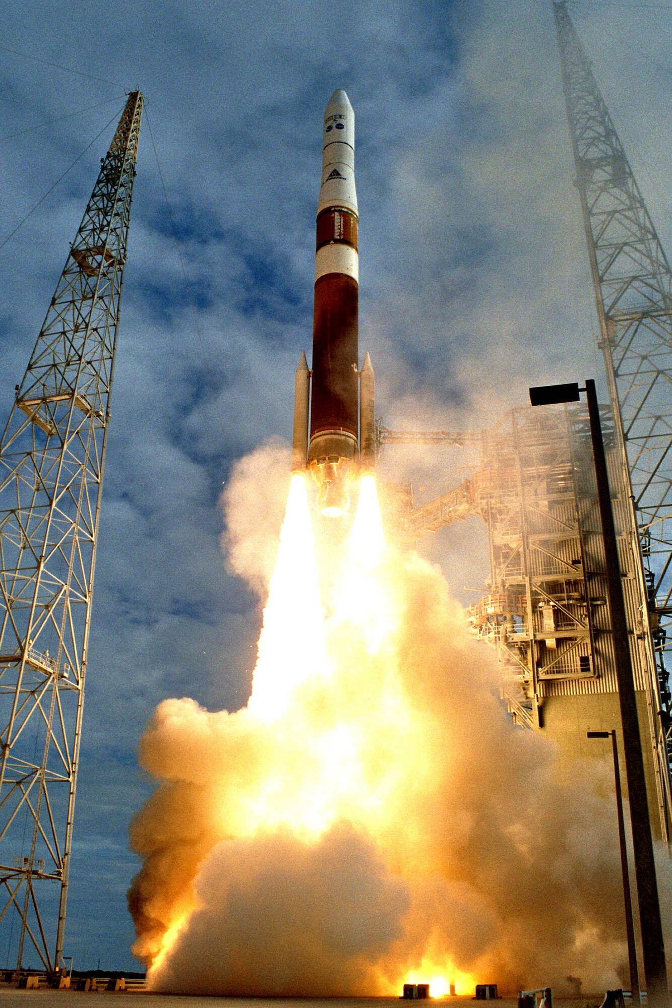 A weather satellite is successfully launched on a Delta IV booster on Wednesday, May 24, 2006, from Space Launch Complex 37B at Cape Canaveral Air Force Station, Fla. (Courtesy photo)

