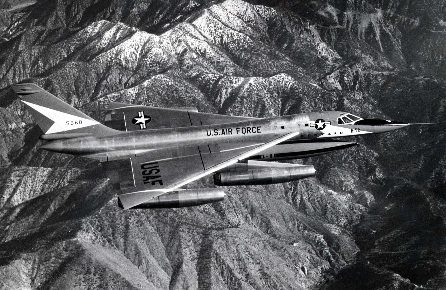 Photos - Page 50 - Category Historic - Tag bomber - Sort By Title