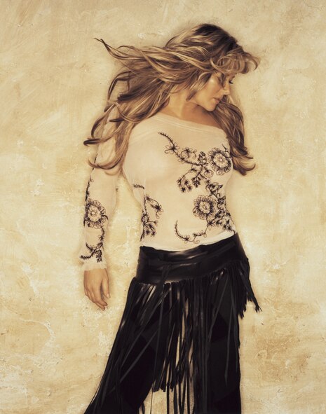 Country music artist Jamie O'Neal will be performing at Incirlik during Operation Season's Greetings.