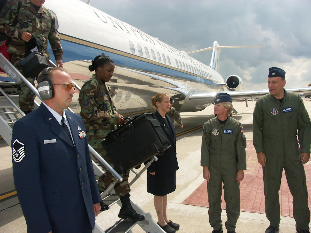 Visitors deplane the C-9C belonging to the 932nd Airlift Wing, an Air Force Reserve Command unit at Scott Air Force Base, Ill.