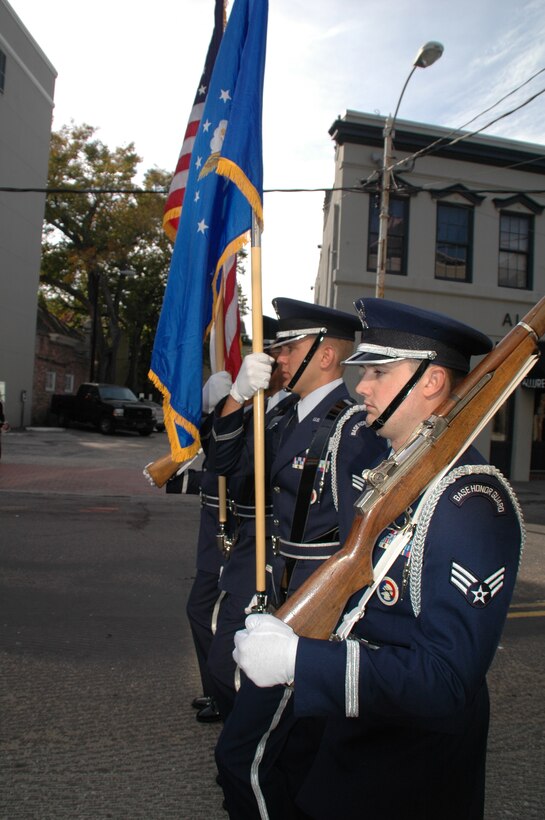 Members of the 315th Airlift Wing Honor Guard displayed the colors during the annual Veterans Day Parade in downtown Charleston, S.C. The honor guard also participated in the massing of the colors in Marion Square prior to the start of the parade. (photo by Capt. Wayne Capps)