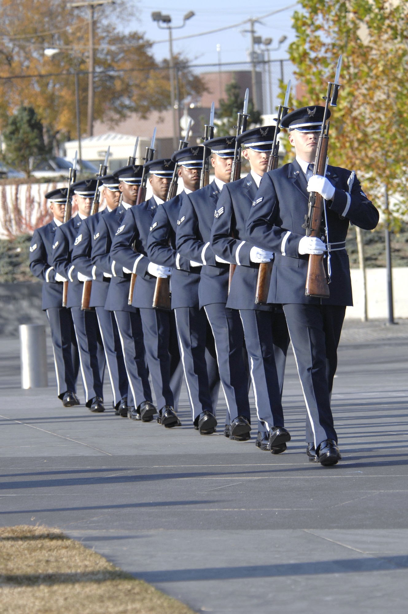 United States Air Force Honor Guard members from Bolling Air Force Base, move in formation during a memorial ceremony Nov. 10 in Arlington, Va. (U.S. Air Force photo/Tech. Sgt. Cohen Young)