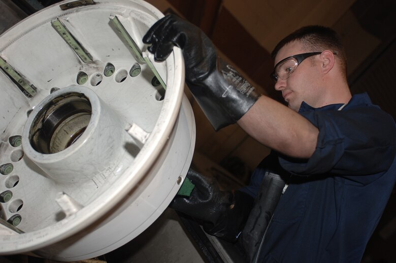 Where the rubber meets the runway > Dyess Air Force Base > Display