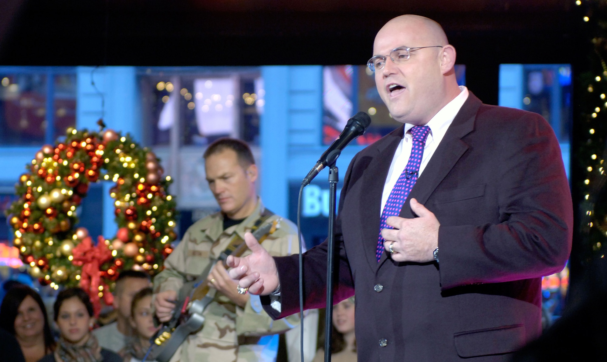 A component of the U.S. Air Force Academy Band, "Wild Blue Country" performed live on ABC's Good Morning America, Nov. 24. The country band played for world renown Irish tenor, Ronan Tynan. The entire Academy band has been in New York this week promoting the Air Force's 60th Anniversary. They also marched in the Macy's Thanksgiving Day Parade. (U.S. Air Force photo/Senior Airman Brian Ferguson)