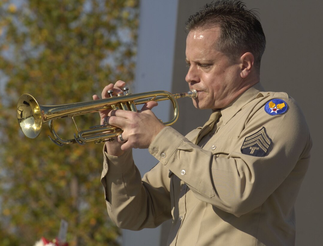Master Sgt. Kevin Burns solos during a concert by the U.S. Air Force Band's Airmen of Note held at the new Air Force Memorial in Arlington, Va., Oct. 21.  This was the band's first official concert at the new memorial.  (U.S. Air Force photo/Tech. Sgt. Cohen Young)