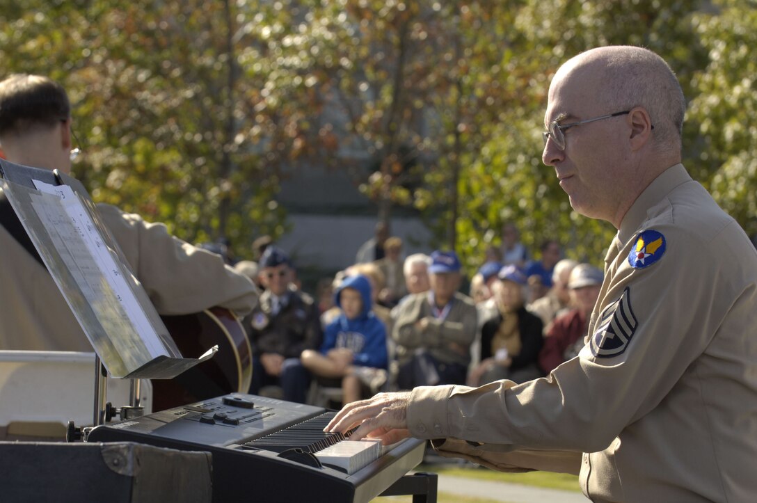 Master Sgt. Steven Erickson plays the keyboard during a concert by the U.S. Air Force Band's Airmen of Note held at the new Air Force Memorial in Arlington, Va., Oct. 21.  This was the band's first official concert at the new memorial.  (U.S. Air Force photo/Tech. Sgt. Cohen Young)