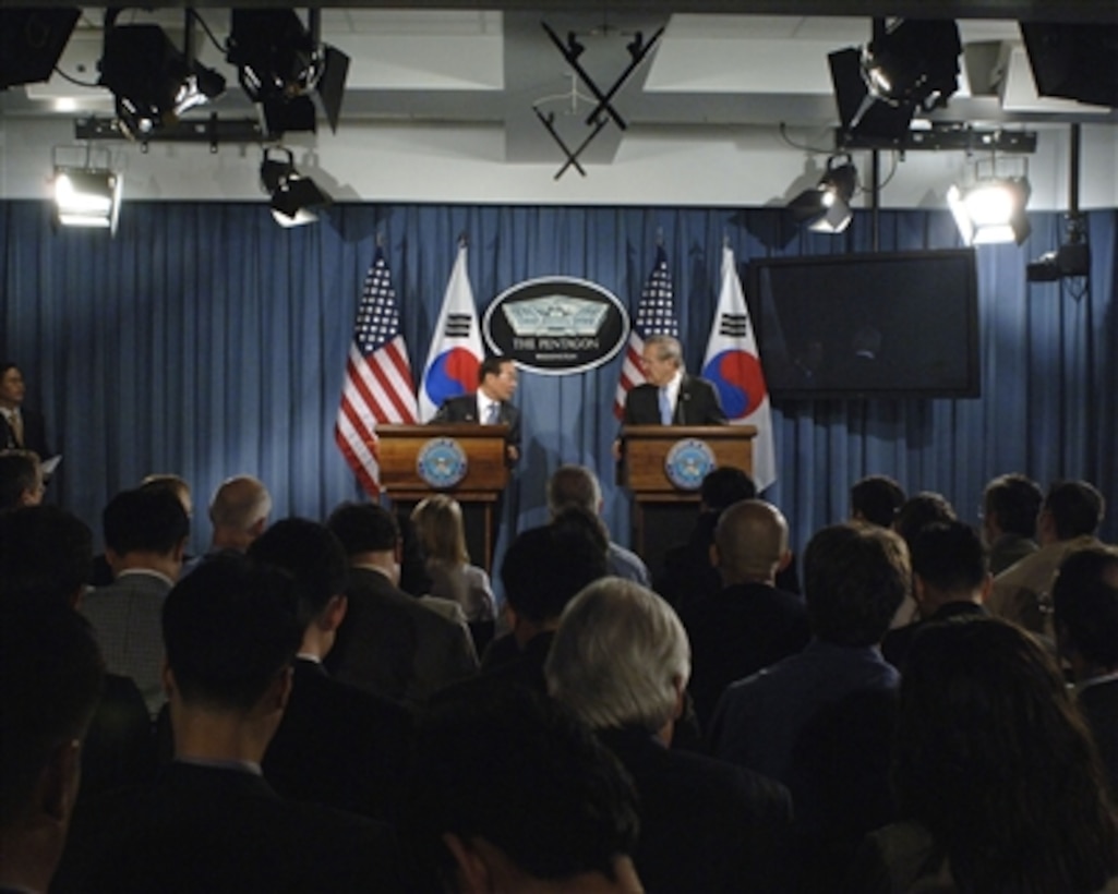 Secretary of Defense Donald H. Rumsfeld (right) and Republic of Korea Minister of National Defense Yoon Kwang Ung conduct a joint press briefing at the Pentagon on Oct. 20, 2006.  The briefing followed the conclusion of the 38th Annual U.S.-ROK Security Consultative Meeting.  