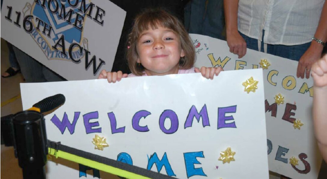 Eighteen 116th Air Control Wing security forces troops were met by family, friends and community members when theyreturned home after spending seven months in Iraq. (U.S. Air Force/photo by Master Sgt. Rick Cowan)