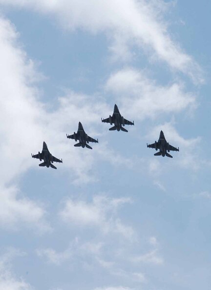 Four F-16s from the Air Force Reserve Command unit 419th Fighter Wing flew across the Salt Lake Valley July 4 to kick off patriotic celebrations at nearly 20 local cities and parks. (U.S. Air Force Photo)