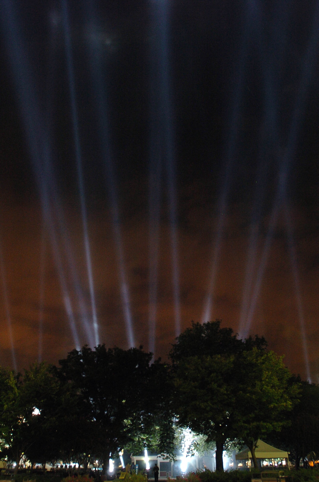 Beams of light those who died at Pentagon > Air Article Display