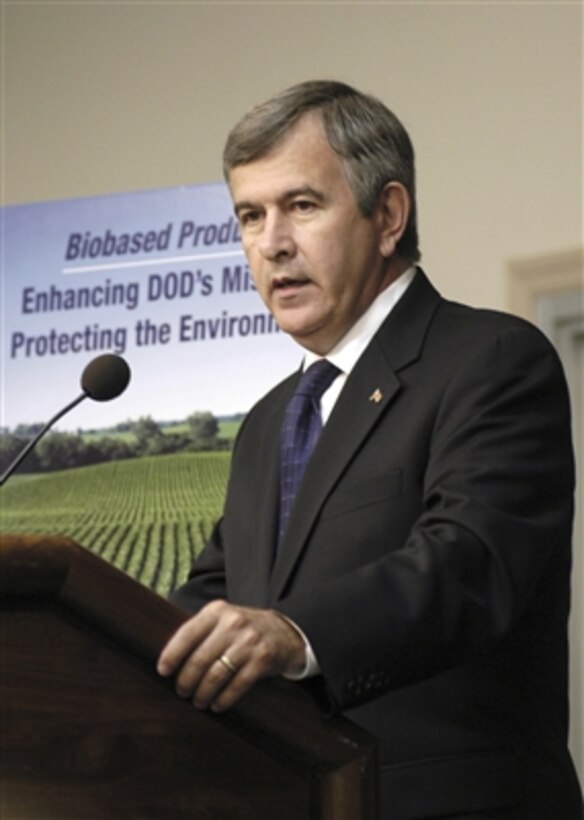 Secretary of Agriculture Mike Johanns speaks at the opening of a showcase of biobased products in the Pentagon on Sept. 12, 2006.  Johanns has been a proponent of agriculture-derived industrial products.  Deputy Secretary of Defense Gordon England hosted the showcase and invited Johanns and several legislative leaders from both houses of congress to attend the exhibit opening and offer their perspectives on biobased products.  Thirty-seven American companies are participating in the showcase and educational event exhibiting products ranging from lubricants and fuels to paint, insulation materials, clothing, and industrial cleaners and degreasers.  